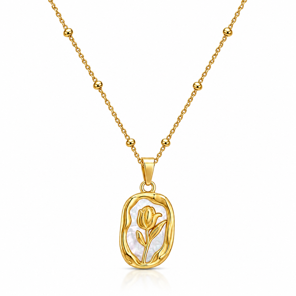 Rose on shell Necklace
