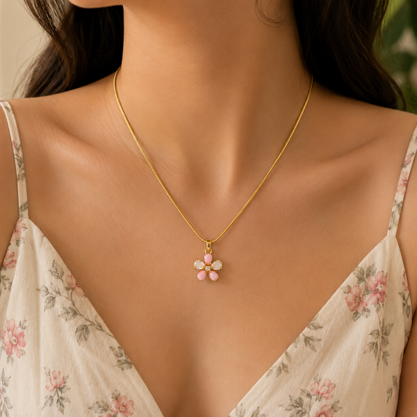 Sophie Flower Necklace