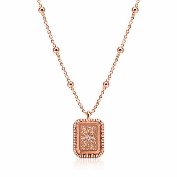 Middle star pendant Necklace