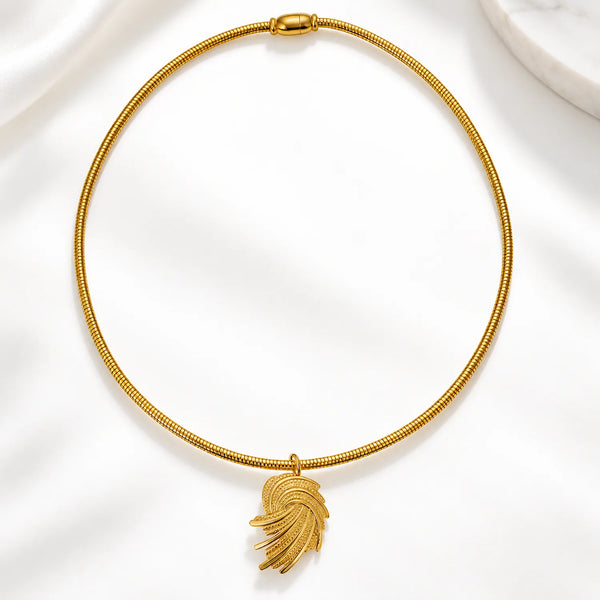 Leaf Pendant Choker
