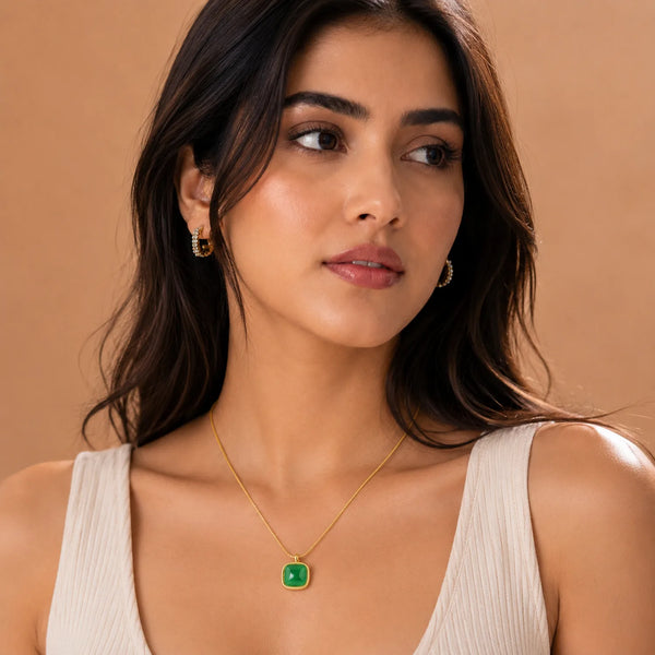 Emerald Glow Necklace