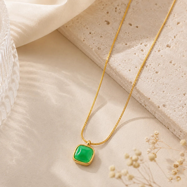 Emerald Glow Necklace