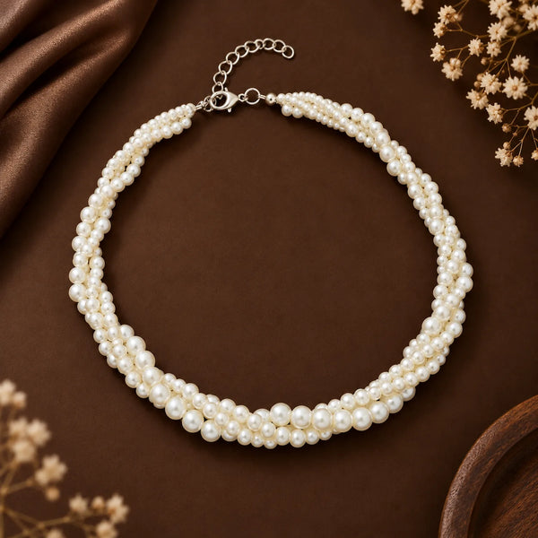 Pearl layer 3 Choker