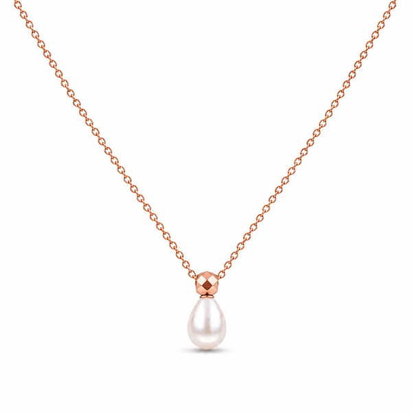 Minimal Pearl Necklace