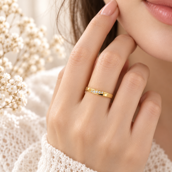 Classic dazzle ring