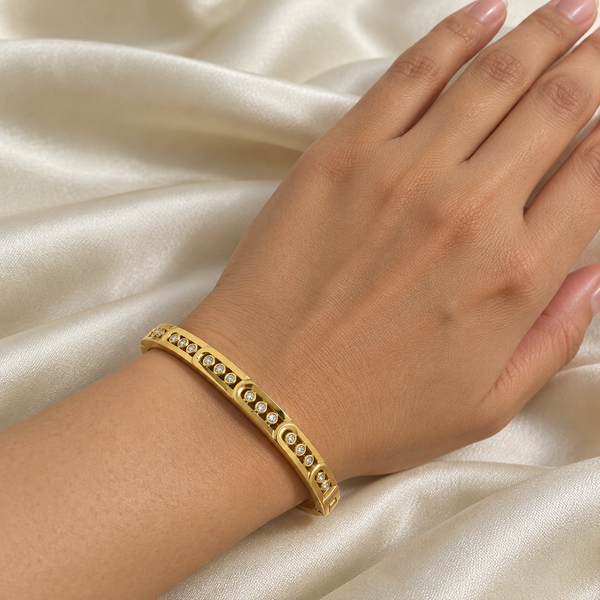 Aurelia Crystal Arc Gold Kada