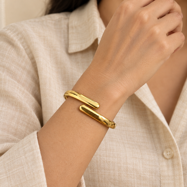 Serene Twist Gold Kada
