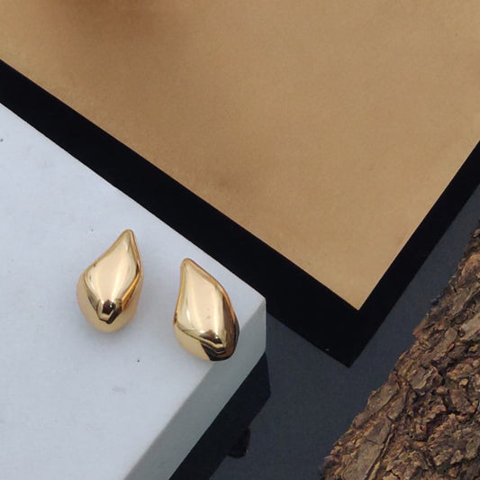 Messy Gold Stud Earrings