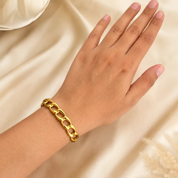Luxe Link Kada