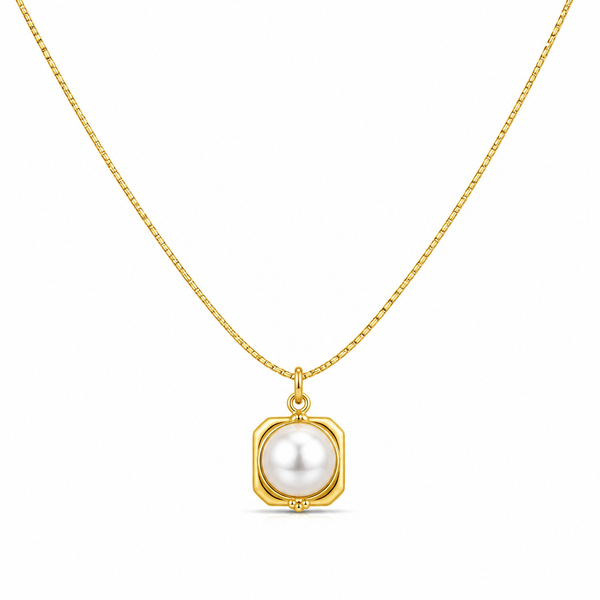 Regal Pearl Necklace