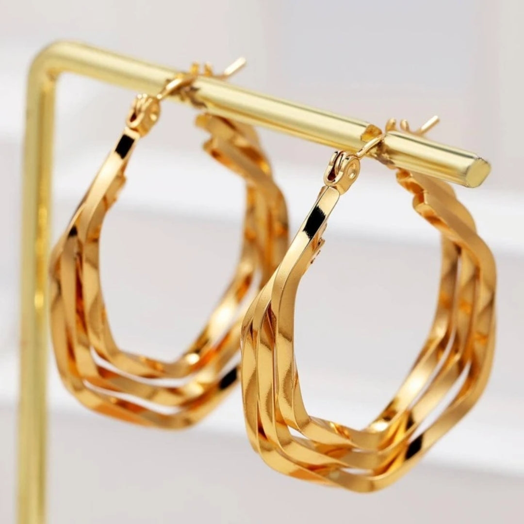 Line Twist Hoop Earrings