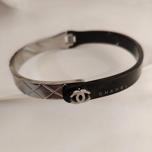 CC Silver Black  Kada