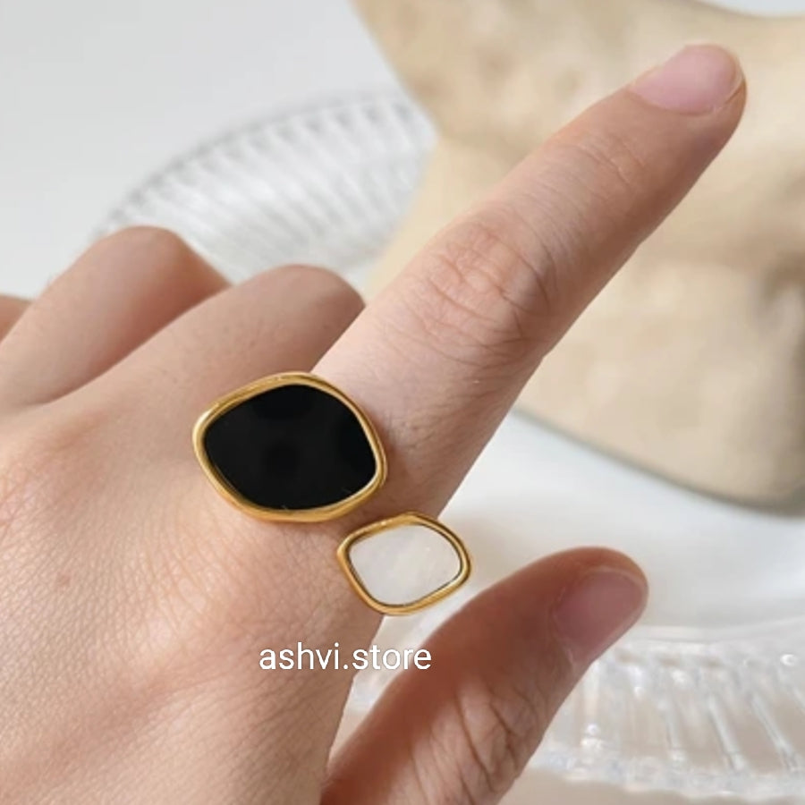 Acrylic Shell Ring